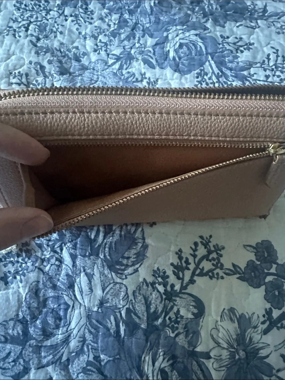Fossil Leather Zip-Around Wallet